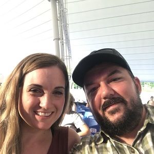 Meet your Posher, Carin